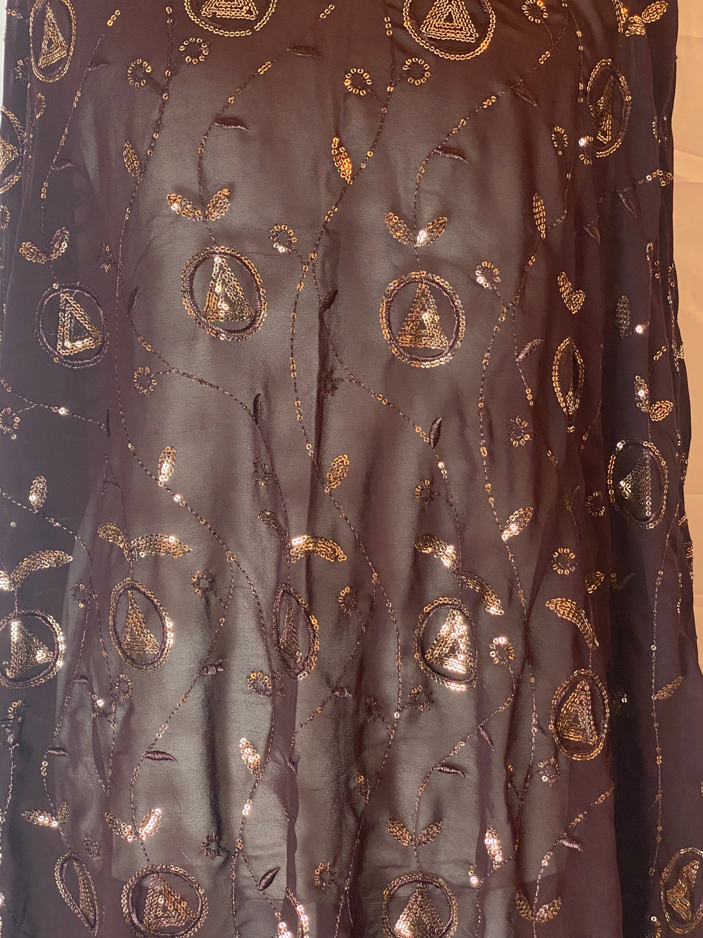 Somali Garbasaar – Dark Brown with Gold