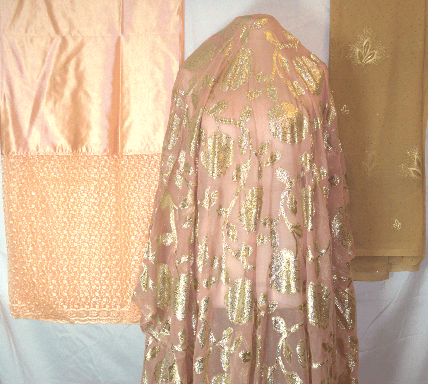 Dirac Fransawi – Peach & Gold