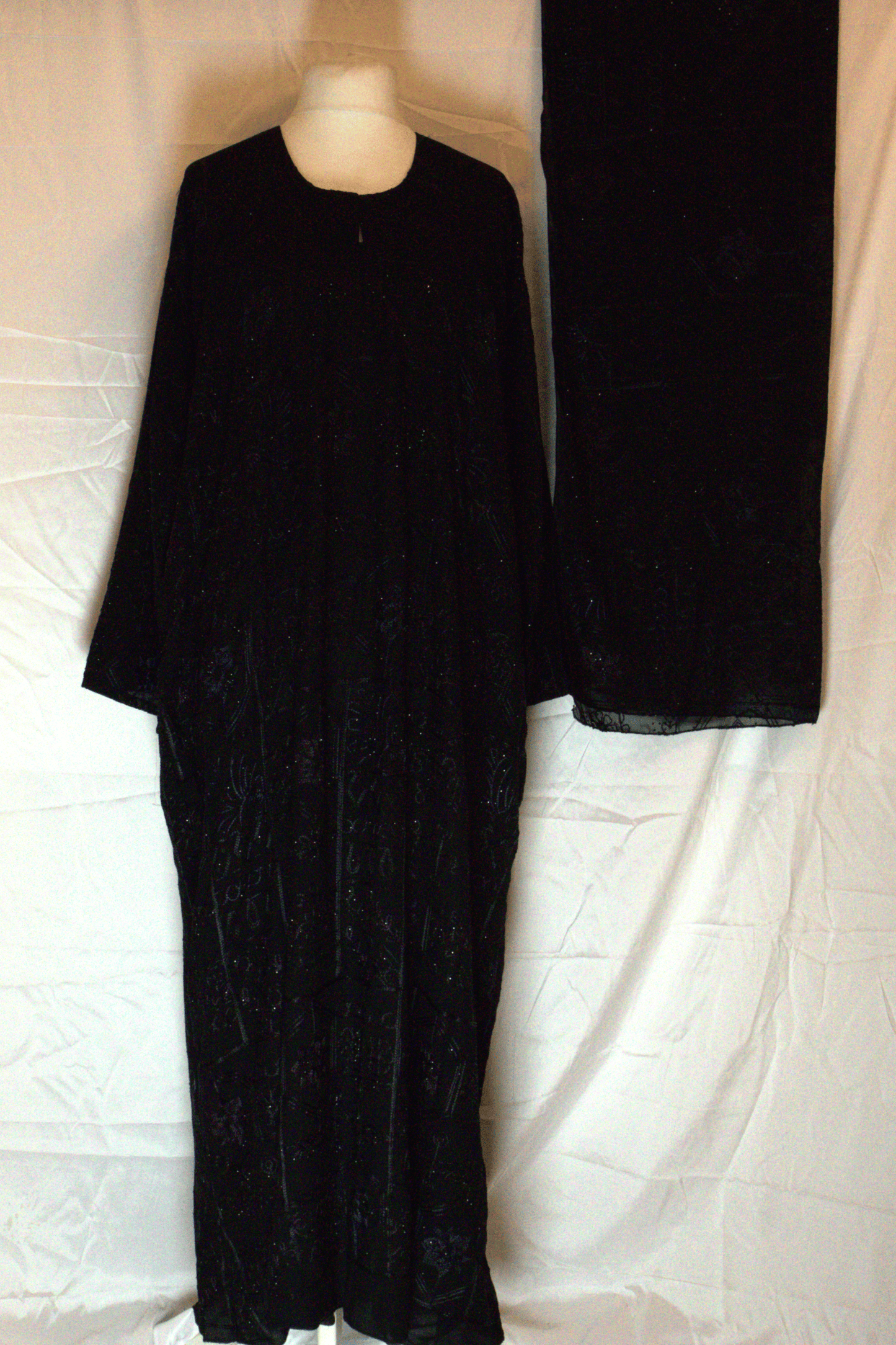 Elegant Black One-Piece Abaya Full Set