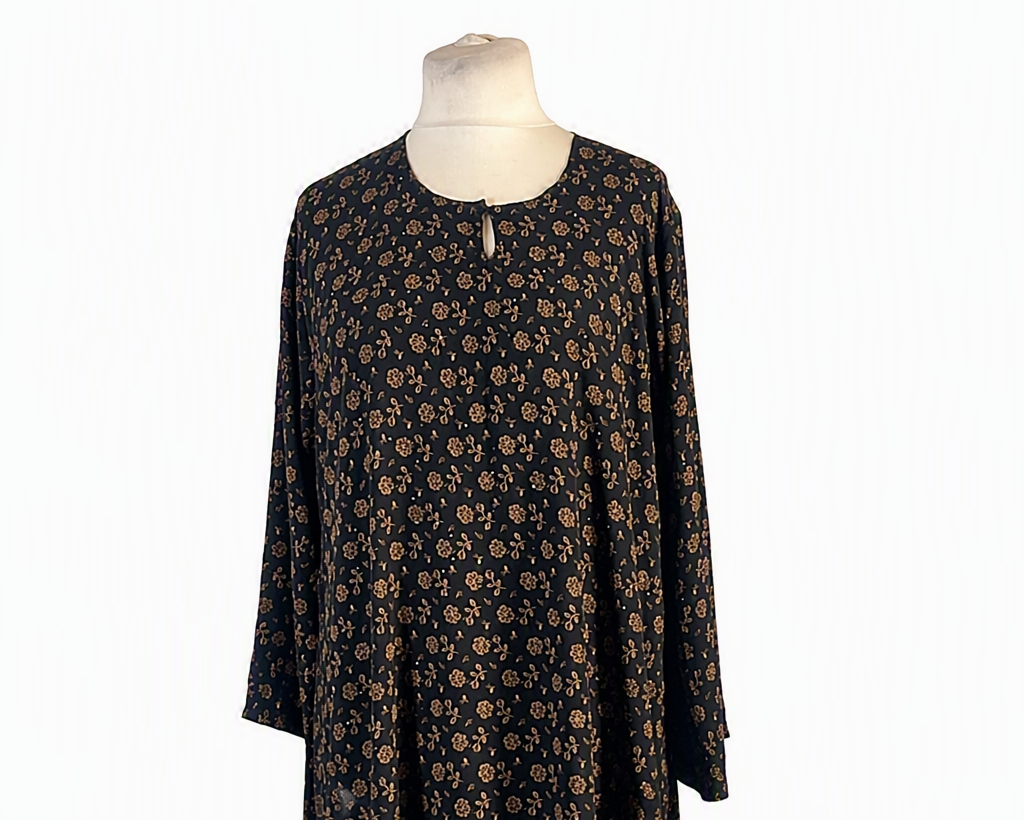 Elegant Floral One-Piece Abaya with Gold Shimmer