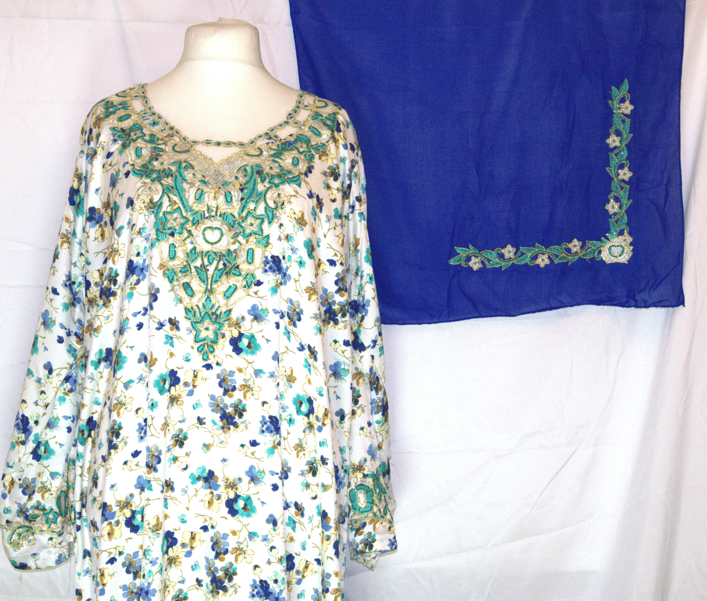 Floral Makhawir – White, Blue & Green