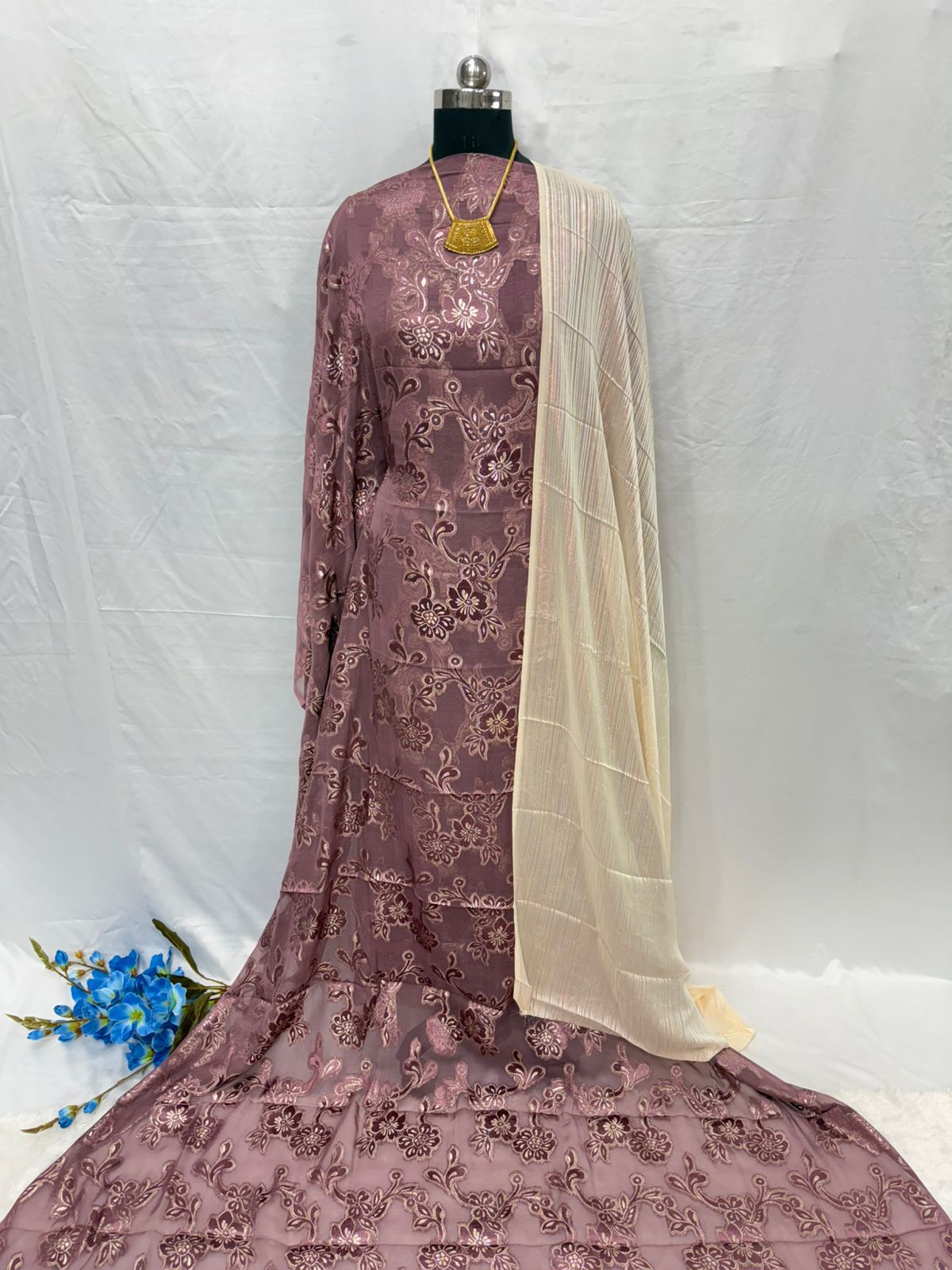 Fransawi Dirac Floral Full Set – Somali Fabric in Multiple Colours