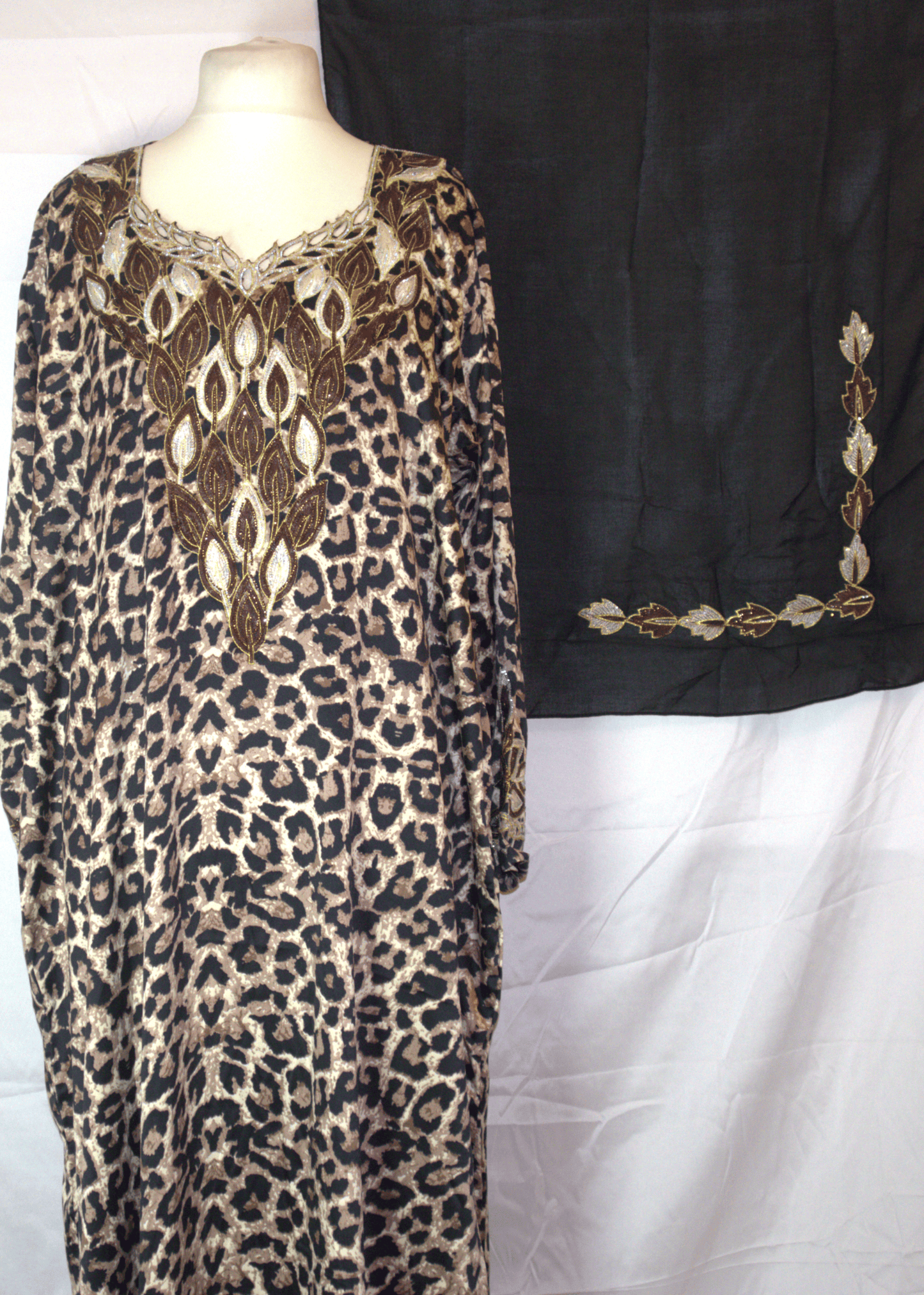Traditional Makhawir Dress – Brown & Black