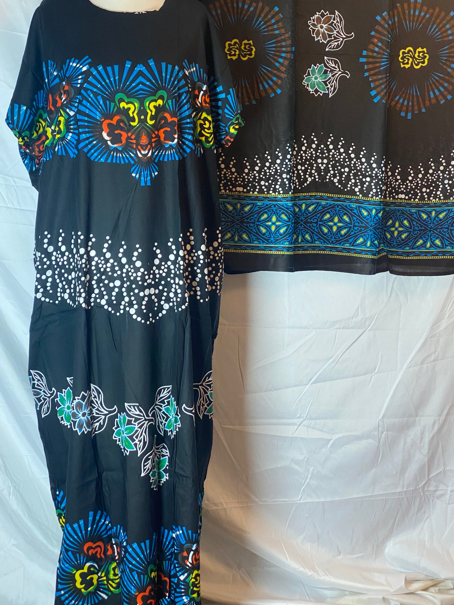 Somali Baati – Navy Blue with Matching Garbasaar