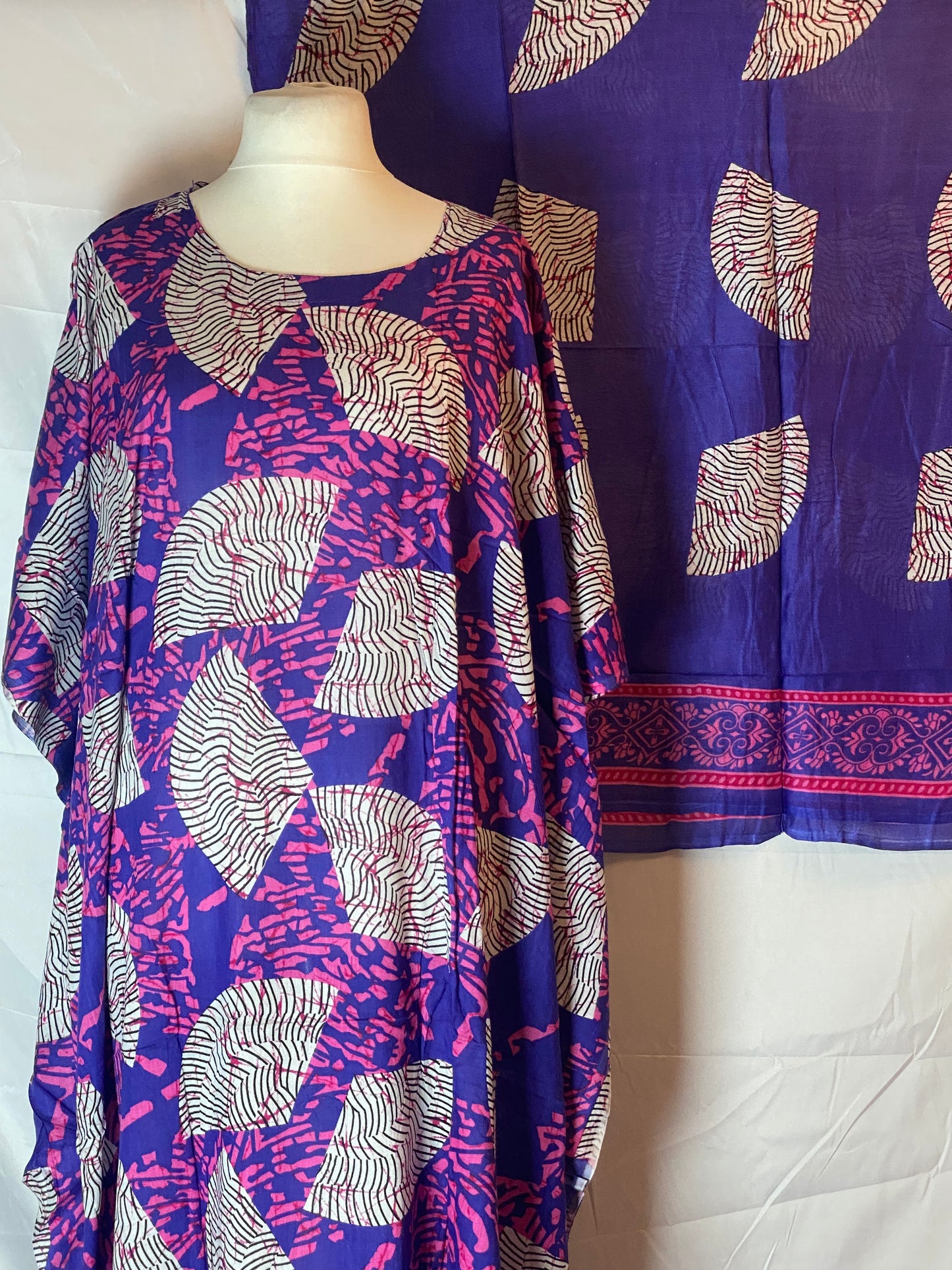 Somali Baati – Green or Purple with Garbasaar
