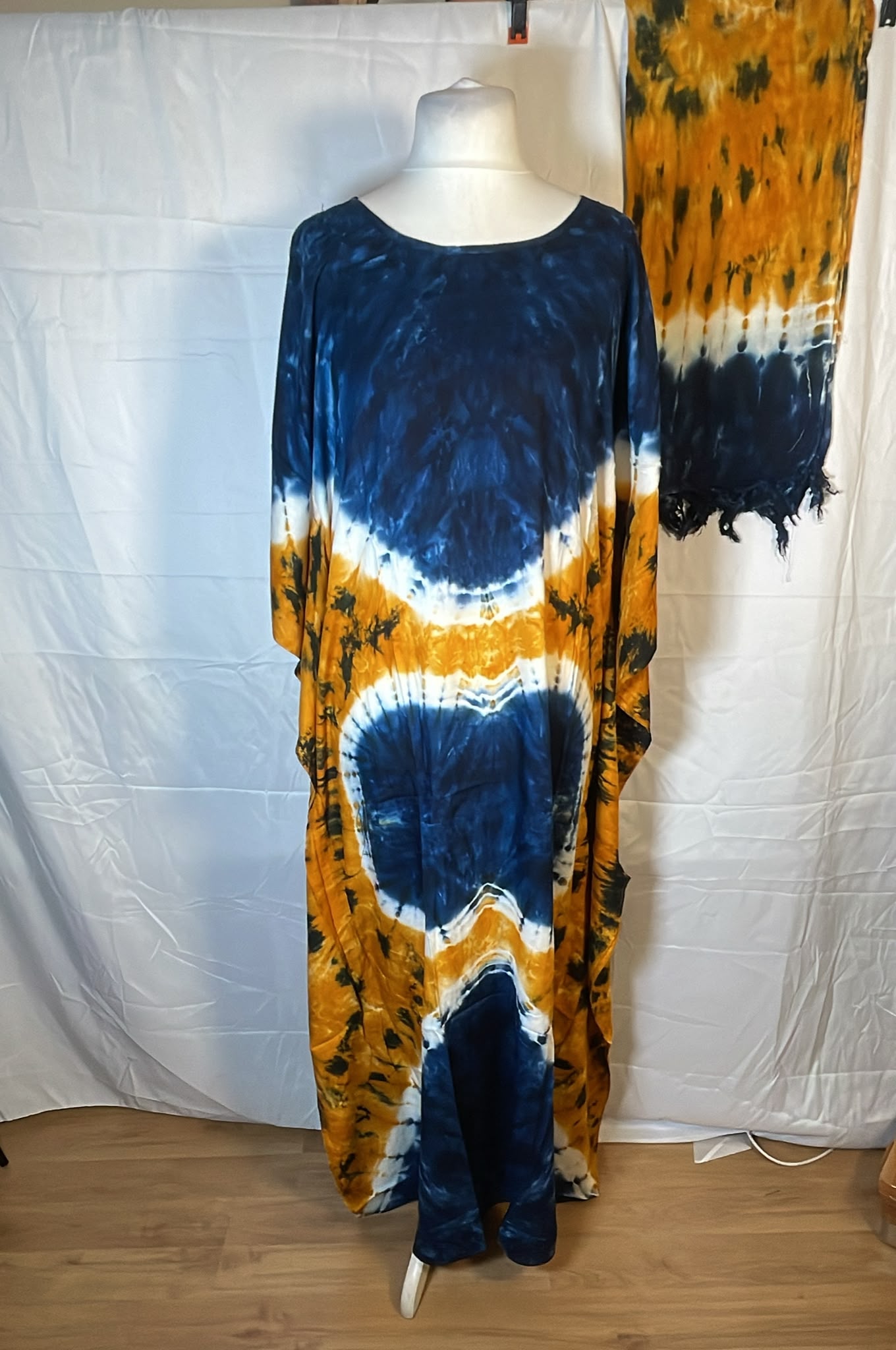Butterfly Tie-Dye Print Baati with Scarf