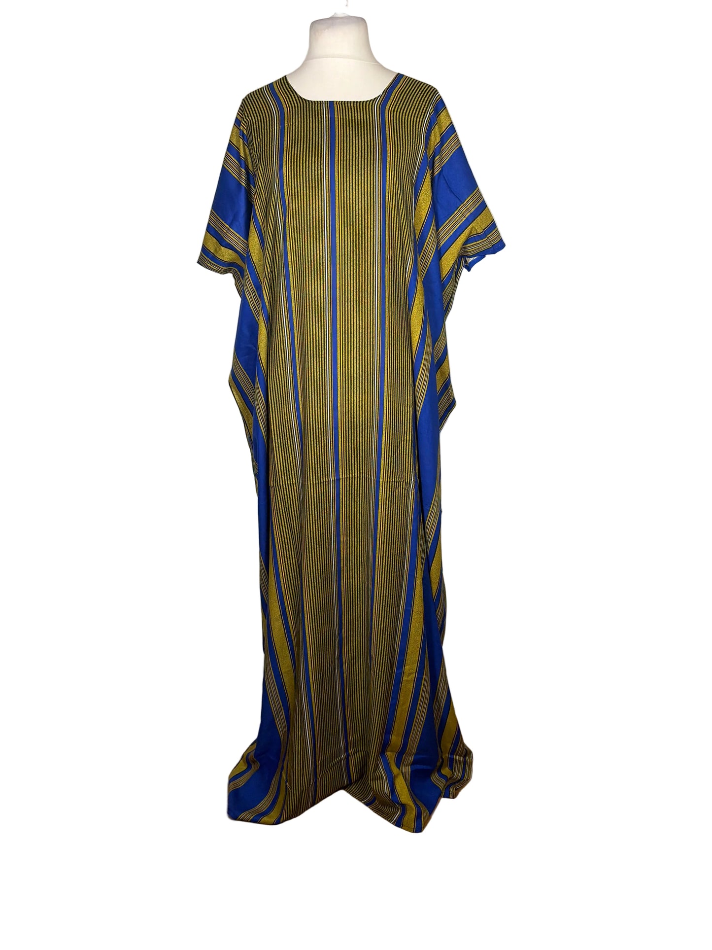 Traditional Somali Baati Blue on mannquin