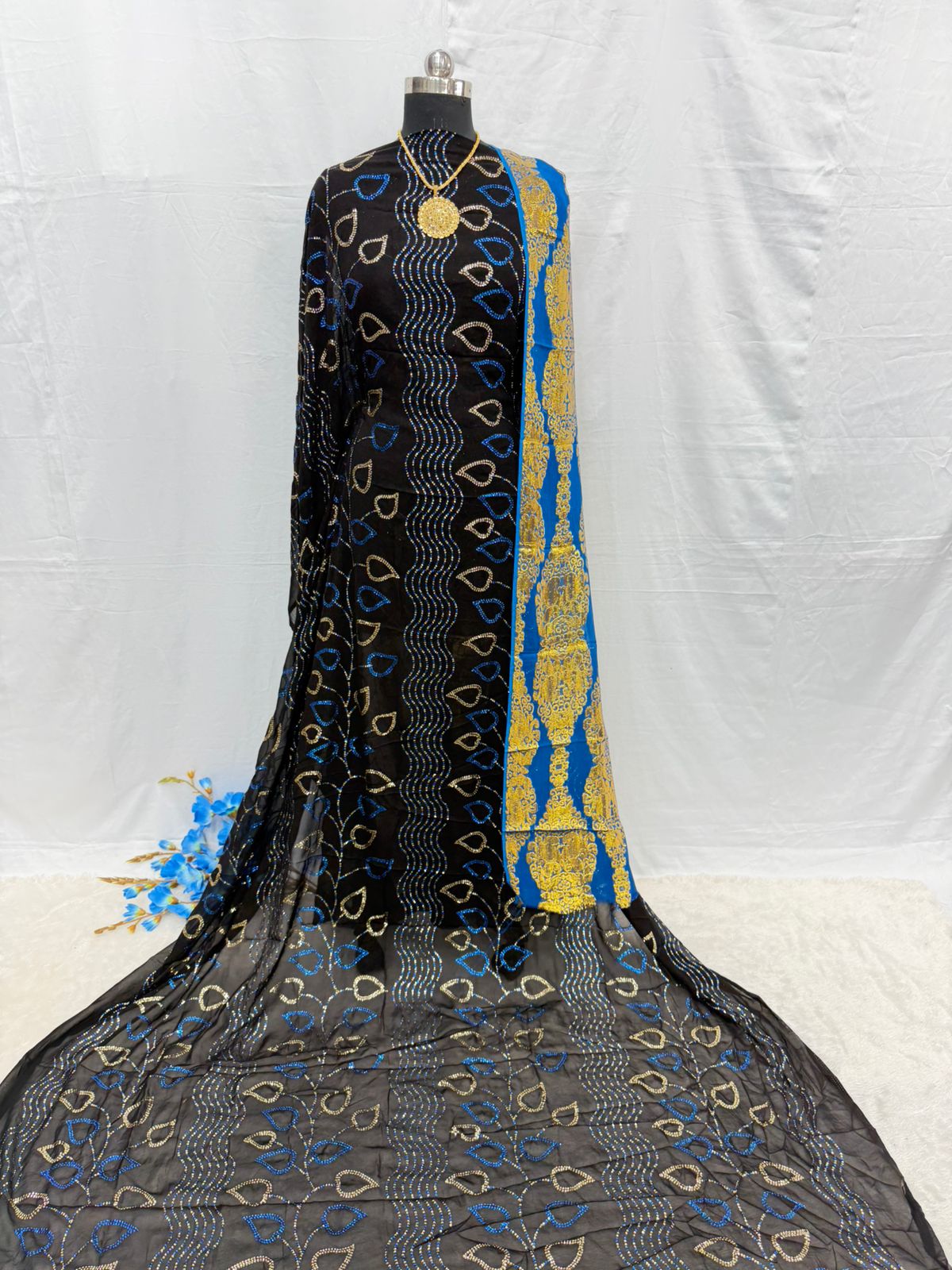 Maysa & Shaash Dirac Collection