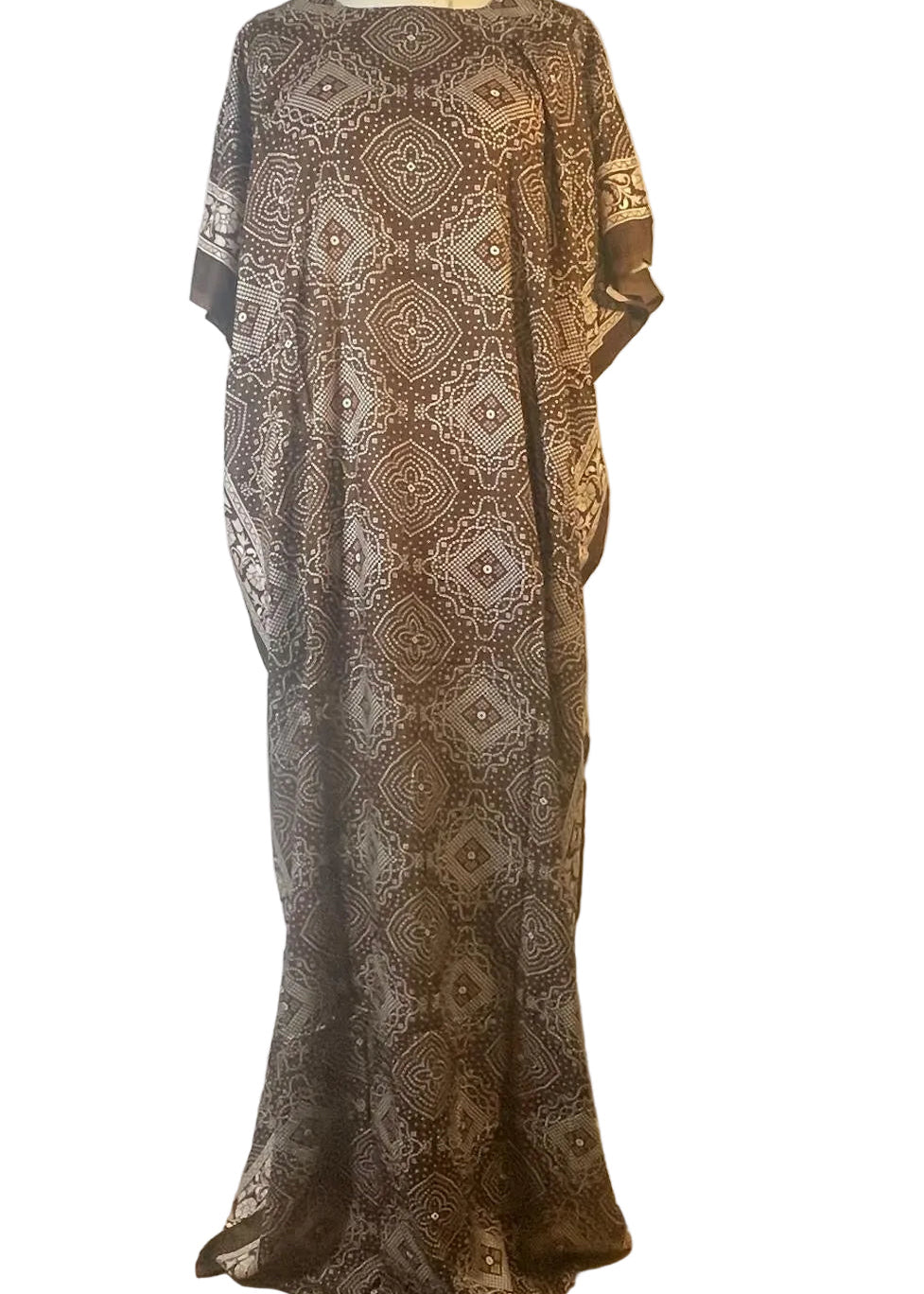 Geometric Medallion Print Baati – Free Size | Burgundy & Brown
