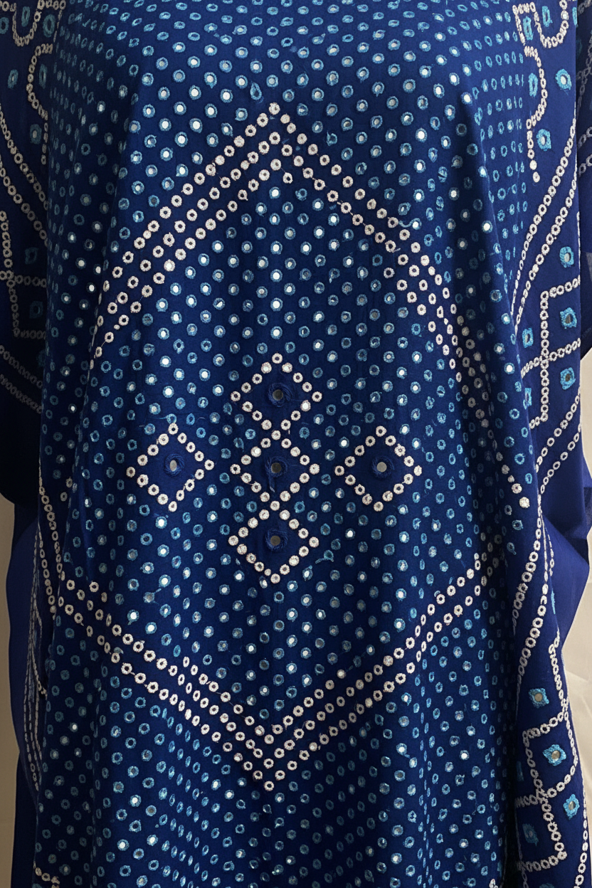 Blue Somali baati with white geometric pattern