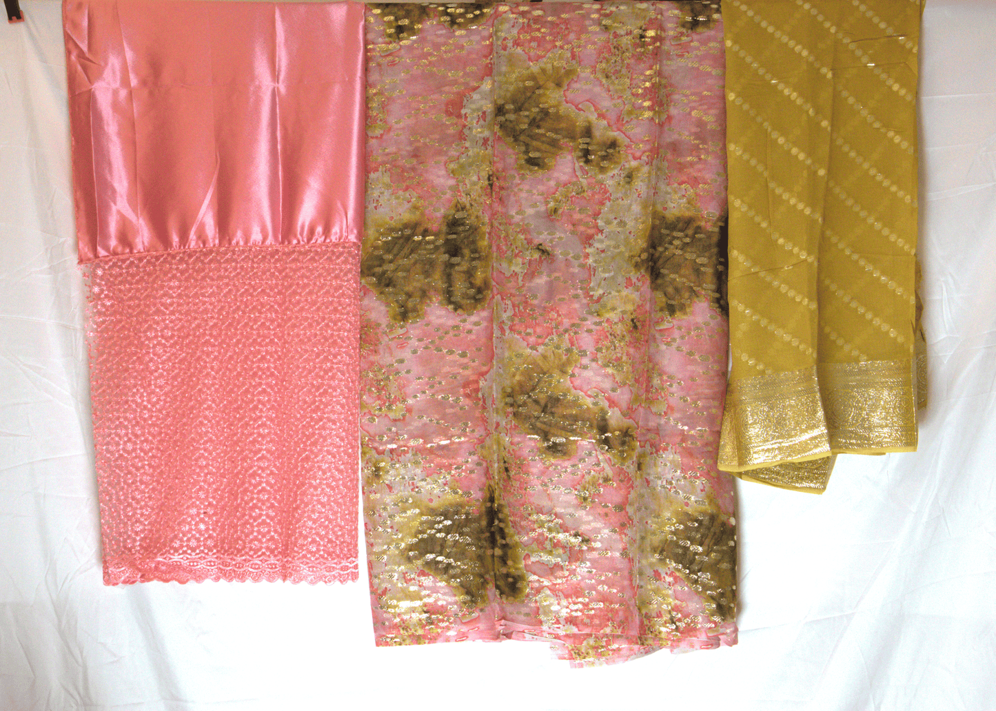 Dirac Fransawi – Hot Pink & Gold