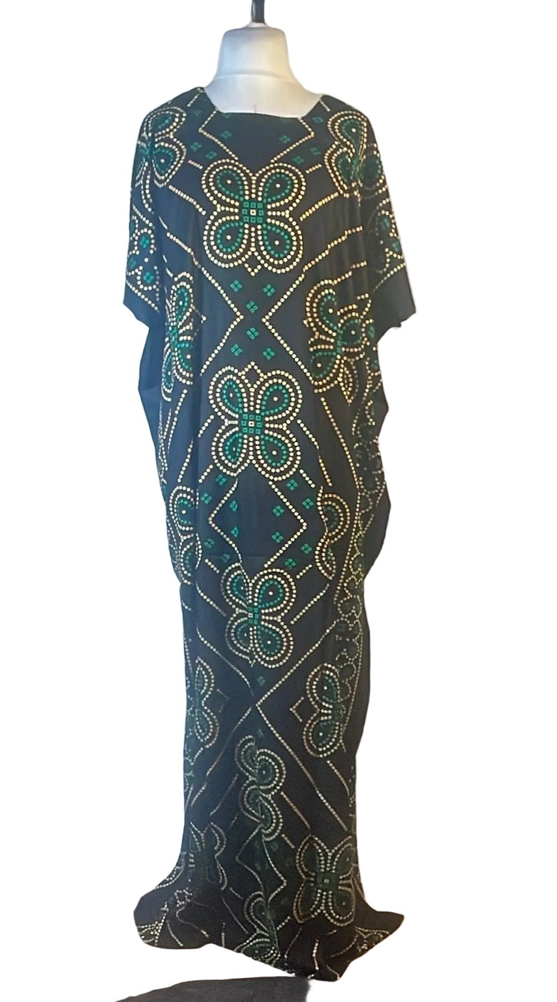 Dot Medallion Print Baati – Free Size | Black, Red & Green