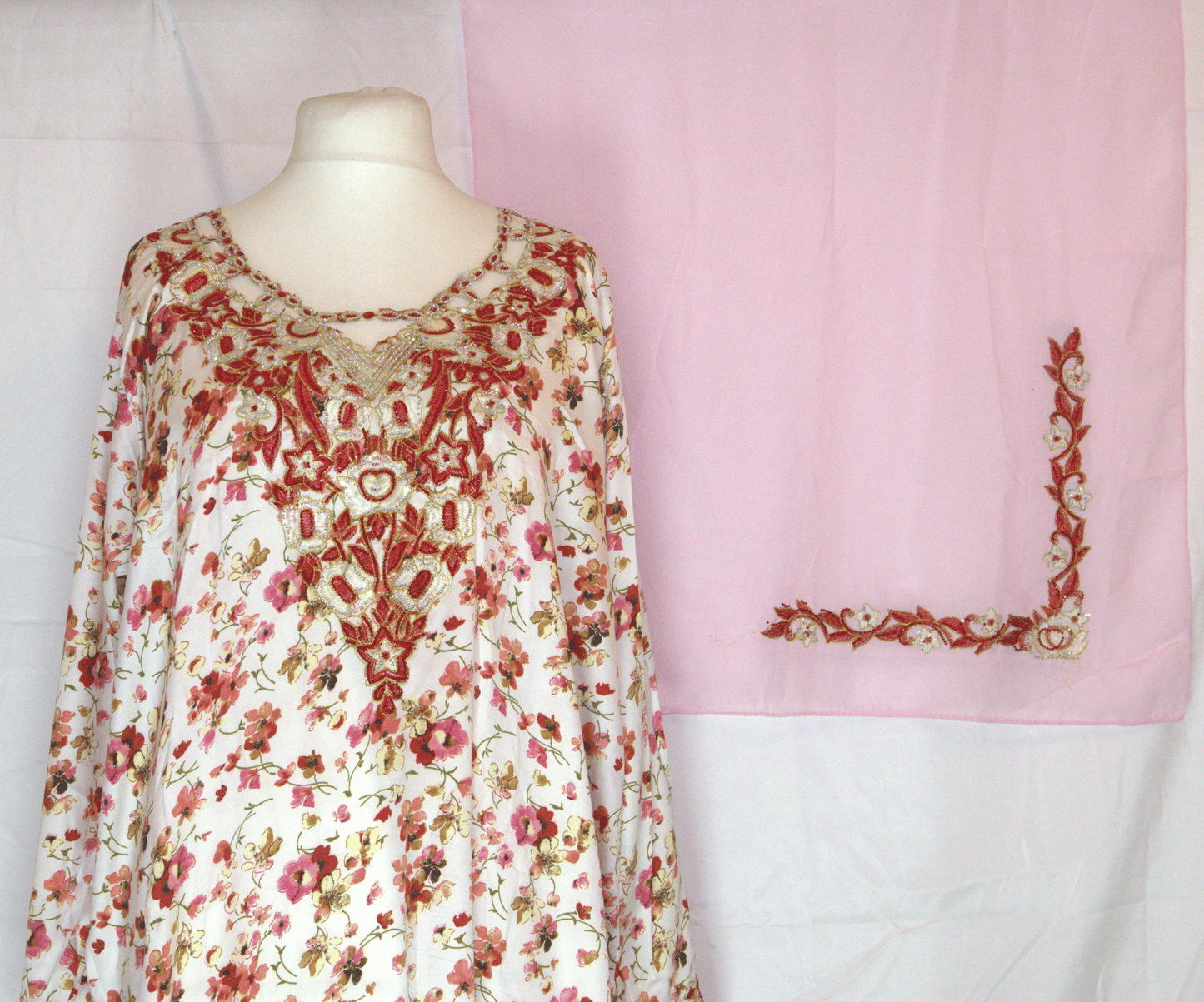 Floral Makhawir  – Red & Gold