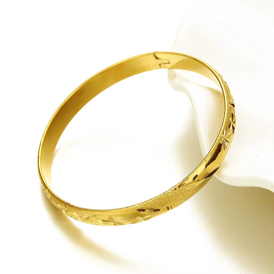 Gold Plated Copper Star-Cut Bangle | Openable Clasp