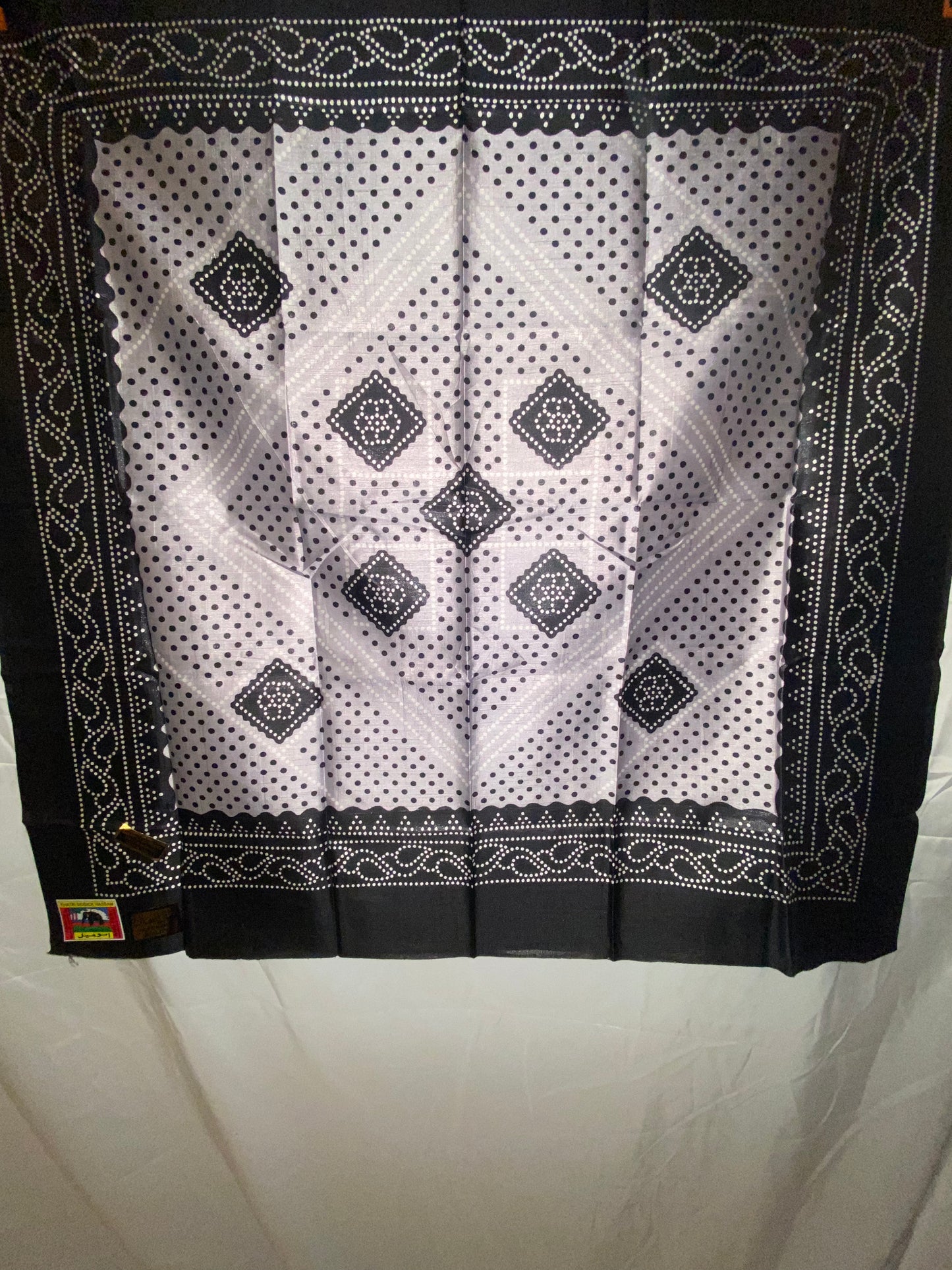 Somali Shaash Black, Silver and Green Silk