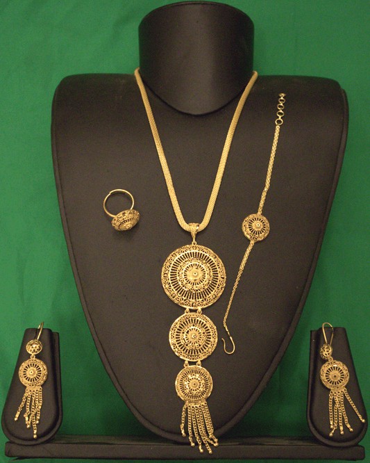 Gold-Tone Jewellery Set – Triple Medallion Tassel
