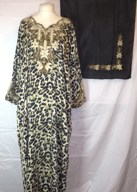 Traditional Makhawir Dress – Olive Green & Black