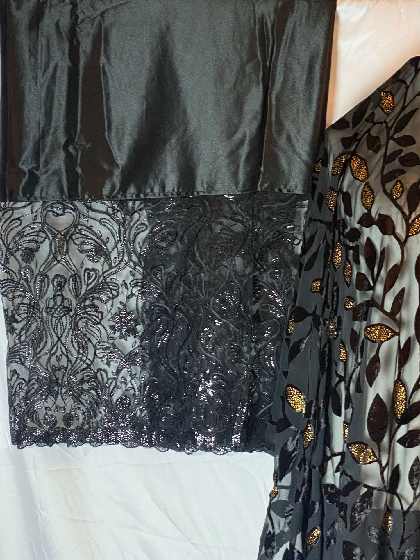 Luxury Maqbal Dirac Set – Black & Gold Leaf