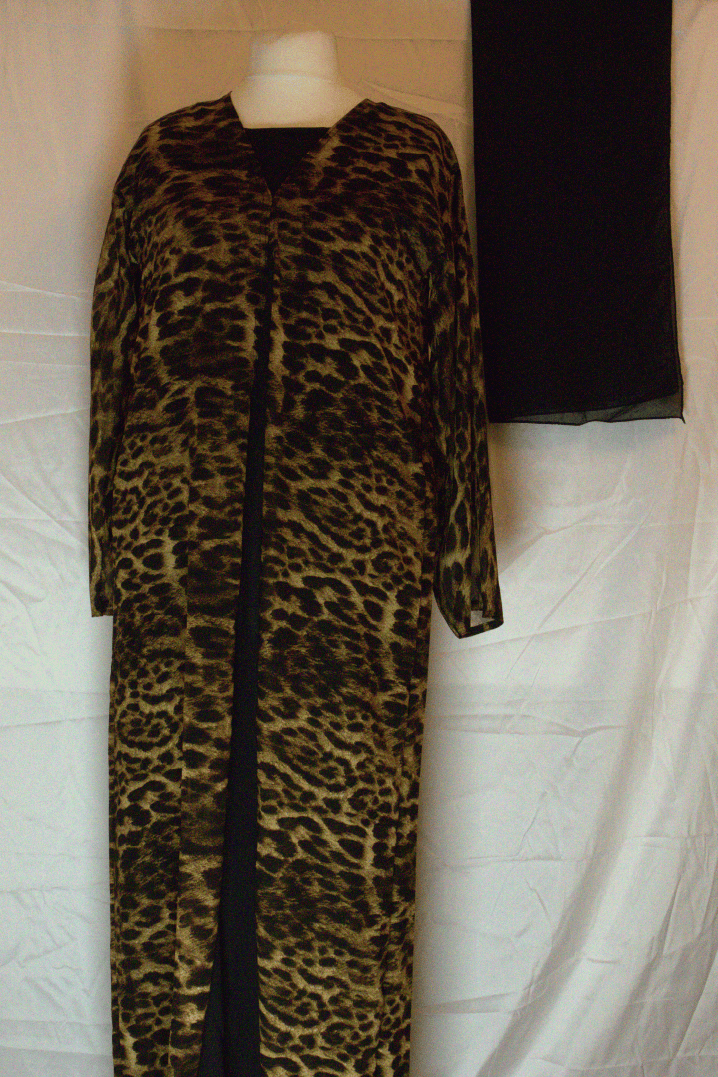 Panter Print Two-Piece Abaya Set with Black Headscarf