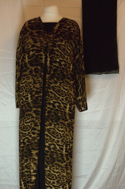 Panter Print Two-Piece Abaya Set with Black Headscarf