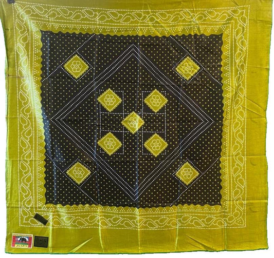 Somali Shaash (Black, White and Light Green Silk)