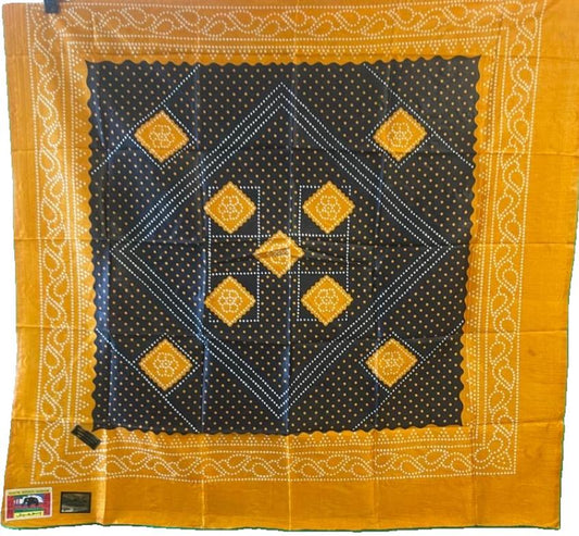 Somali Shaash (Black, White and Golden Silk)