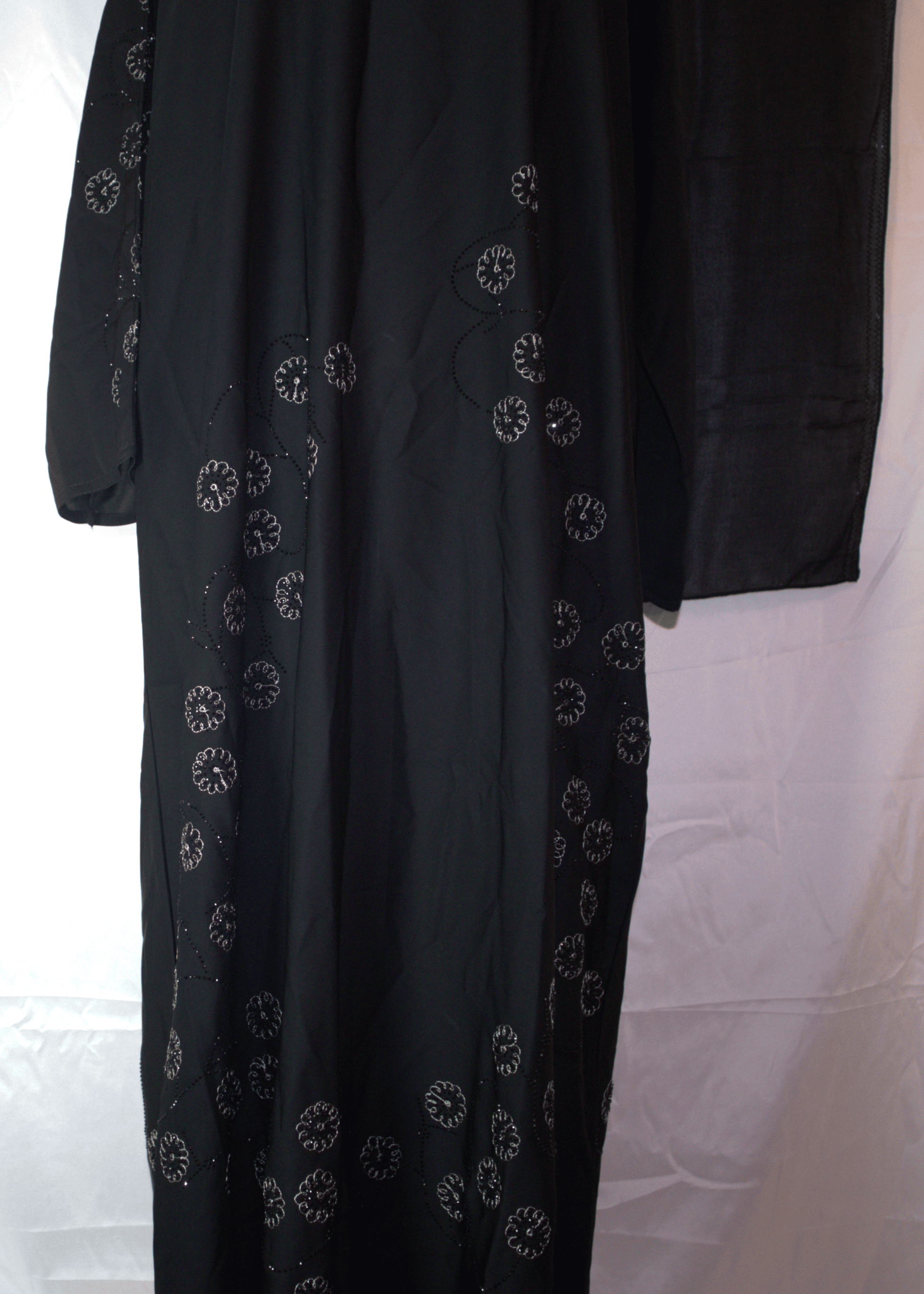 One Piece Abaya with embroidery 
