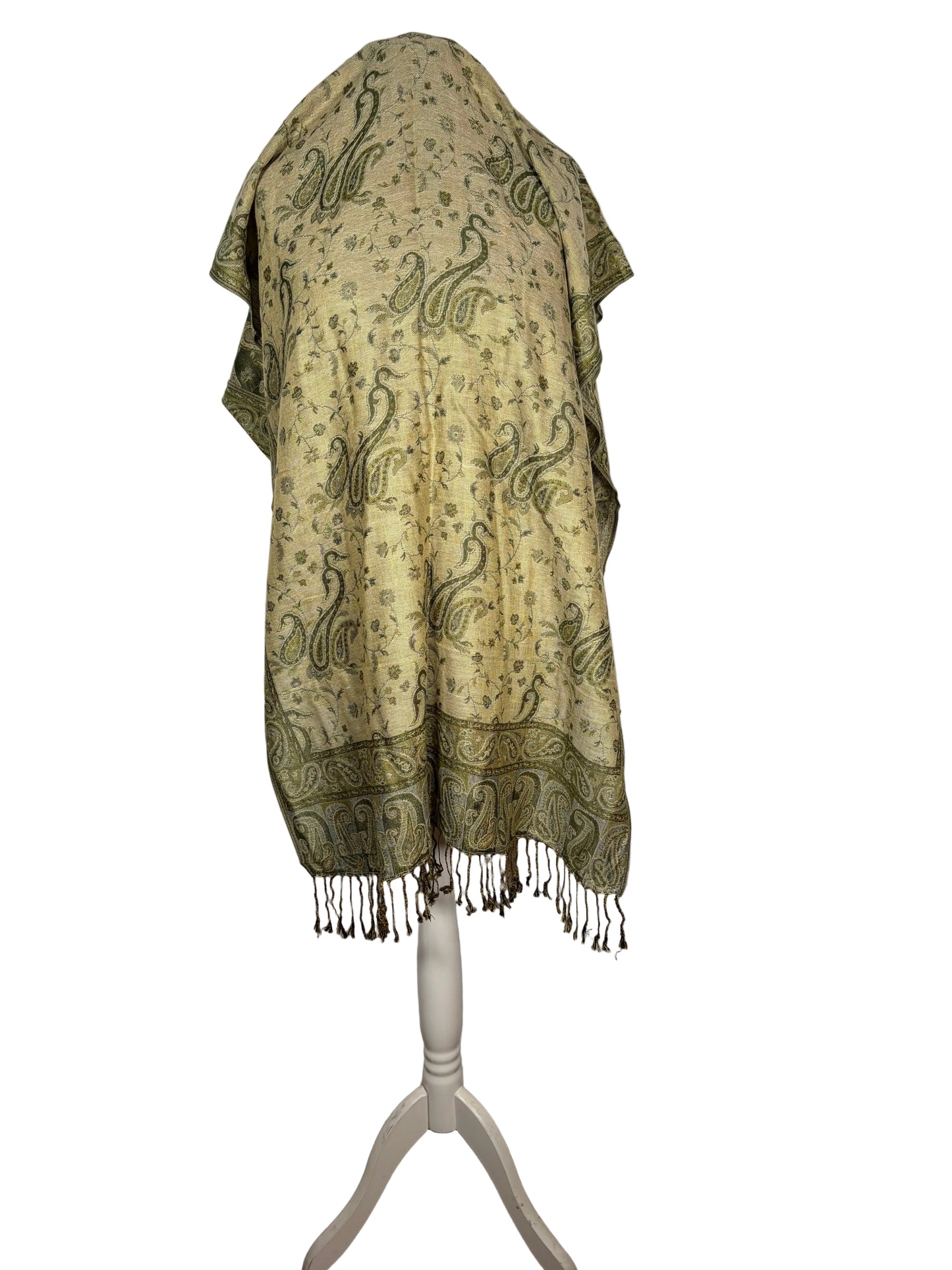 Paisley llight green patterned scarf 
